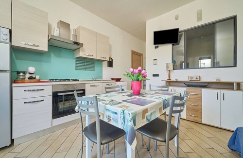 Castagneto Carducci Apartment | Apartment 'Bilocale In Campagna' with Private Garden, Balcony and Wi-Fi