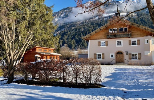 Bad Hofgastein Apartment | Apartment B2 - Angerhof, country house