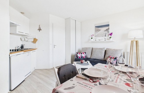 La Baule-Escoublac Apartment | Apartment - balcony with view - swimming pool