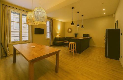 Terreaux - Bat d'argent Apartment | Apartment Barbara Elegance & space for 10 Opéra Lyon