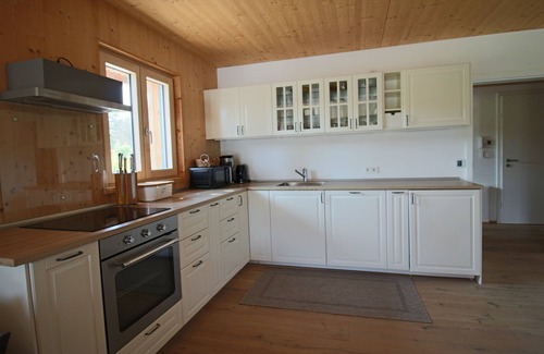 Bernau am Chiemsee Apartment | Apartment Berg 90sqm with balcony, max. 6 persons