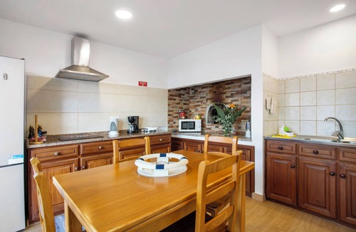 Sao Vicente Apartment | Apartment 'Beach Front Flat' with Sea View, Private Terrace and Wi-Fi