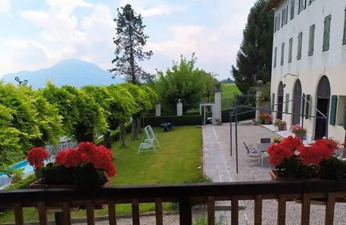 Santa Giustina Apartment | Apartment 'Bivai - Glera' with Shared Pool, Private Terrace and Wi-Fi