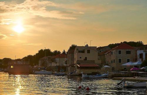 Prvic Luka Apartment | Apartment Bogadi