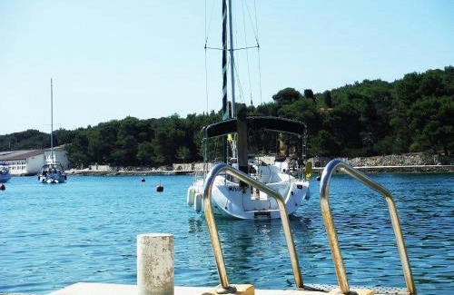 Prvic Luka Apartment | Apartment Bogadi