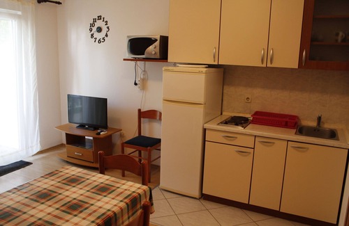 Povljana Apartment | Apartment Branko A4(2+2) - Povljana, Island Pag, Croatia