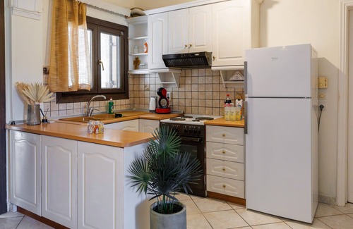 Corfu Apartment | Apartment 'Breathing' with Mountain View, Wi-Fi, and Air Conditioning
