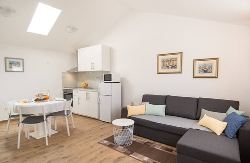 Tar-Vabriga Apartment | Apartment Bruneta with sea view