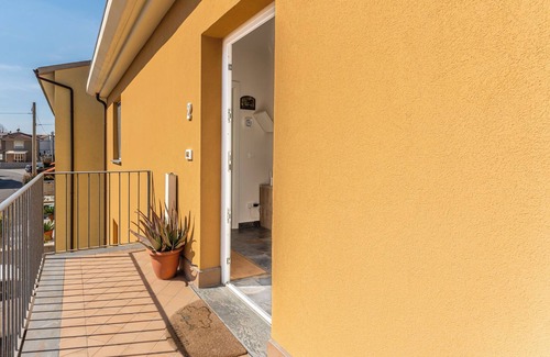 Uliveto Terme Apartment | Apartment Casa Moki with Wi-Fi & Terrace