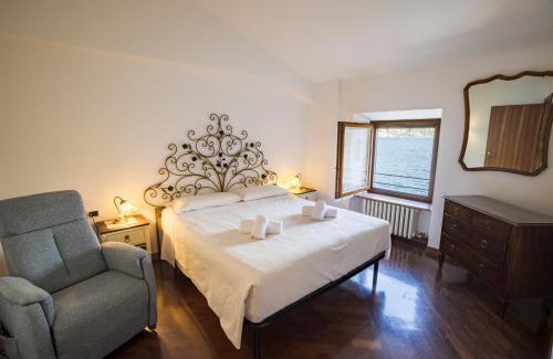 Malcesine Apartment | APARTMENT CA'LUCIA