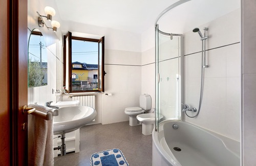 Ornavasso Apartment | Apartment 'Ca Nostra' with Balcony and Wi-Fi