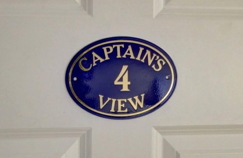 Hele Apartment | Apartment Captains in Ilfracombe - 2 persons, 1 bedrooms