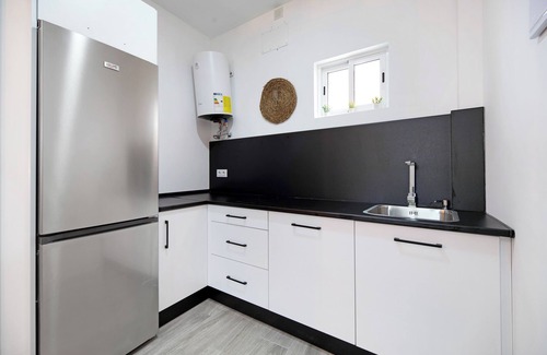 Jerez de la Frontera Apartment | Apartment 'Casa Abuela Maria' with Private Terrace and Wi-Fi