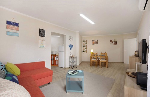 Praia da Rocha Apartment | Apartment "Casa Alegre" with Sea View, Balcony & Wi-Fi