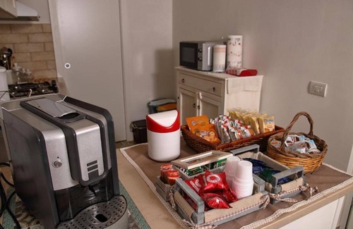 Old Town Cisternino Apartment | Apartment 'Casa Dei Nonni - Davide' with Balcony, Wi-Fi and Air Conditioning