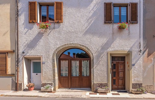 San Marcello Piteglio Apartment | Apartment 'Casa Gaia' with Mountain View