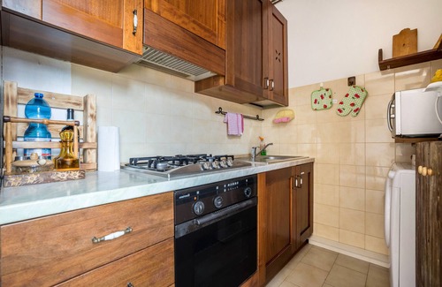 Arco Apartment | Apartment 'Casa La Sentinella Arco San Giorgio' with Mountain View, Balcony and Wi-Fi