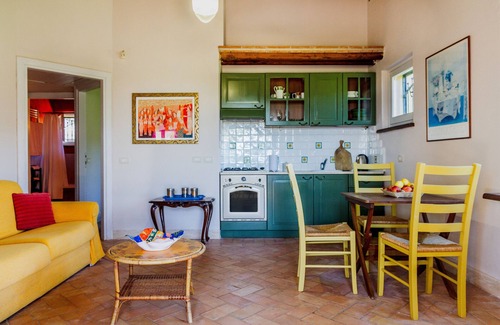 Orbetello Apartment | Apartment 'Casa Marino' with Sea View, Wi-Fi and Air Conditioning