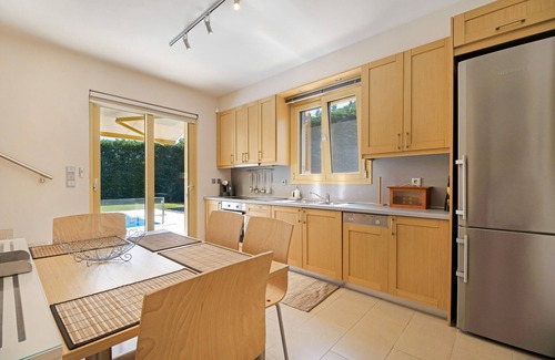 Agios Ioannis Apartment | Apartment 'Casa Smaragdi B' with Sea View, Wi-Fi and Air Conditioning