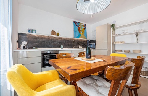 Rovereto Apartment | Apartment 'Casa Sul Leno' with Mountain View and Wi-Fi