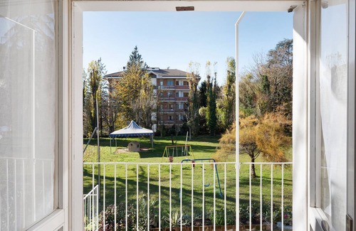 Canelli Apartment | Apartment 'Casa Verdi' with Private Garden, Balcony and Air Conditioning