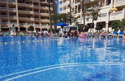 Los Cristianos Apartment | Apartment Castle Harbor only 700 meters to the sea, heated pool, wifi, balcony