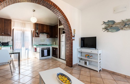 Old Town Apartment | Apartment 'Cefalhome - Veterani' with Sea View, Wi-Fi and Air Conditioning