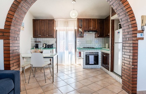 Old Town Apartment | Apartment 'Cefalhome - Veterani' with Sea View, Wi-Fi and Air Conditioning