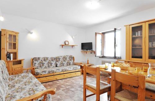 Alba Apartment | Apartment Cesa Fraines-2 by Interhome