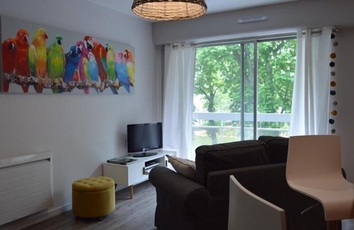 Chateauroux Apartment | Apartment Châteauroux, 1 bedroom, 4 persons
