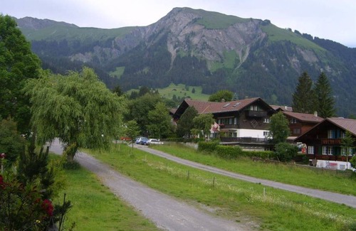Lenk Apartment | Apartment ∙ 2 bedrooms ∙ 6 guests
