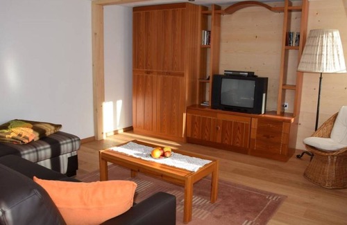 Lenk Apartment | Apartment ∙ 2 bedrooms ∙ 6 guests
