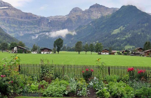 Lenk Apartment | Apartment ∙ 3 bedrooms ∙ 8 guests