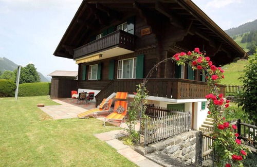 Lenk Apartment | Apartment ∙ 2 bedrooms ∙ 4 guests