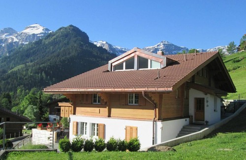 Lenk Apartment | Apartment ∙ 2 bedrooms ∙ 5 guests