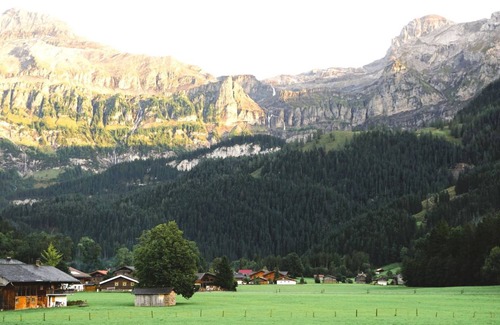Lenk Apartment | Apartment ∙ 2 bedrooms ∙ 4 guests