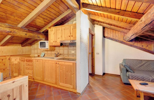 Livigno Apartment | Apartment 'Chalet Meridiana Appartamento 11' with Mountain View