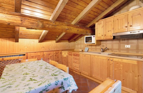 Livigno Apartment | Apartment 'Chalet Meridiana Appartamento 11' with Mountain View