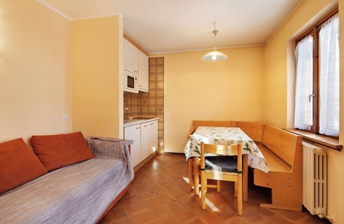 Livigno Apartment | Apartment 'Chalet Meridiana Appartamento 7' with Mountain View