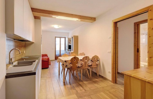 Livigno Apartment | Apartment 'Chalet Meridiana Appartamento 6' with Mountain View