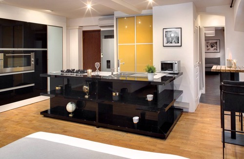 Dijon Centre Ville Apartment | Apartment "CHAMBERTIN" - Historical Center - 66m2 - 2 people