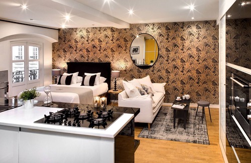 Dijon Centre Ville Apartment | Apartment "CHAMBERTIN" - Historical Center - 66m2 - 2 people