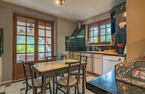 Juvinas Apartment | Apartment 'Chataigniers' with Mountain View, Private Pool and Wi-Fi