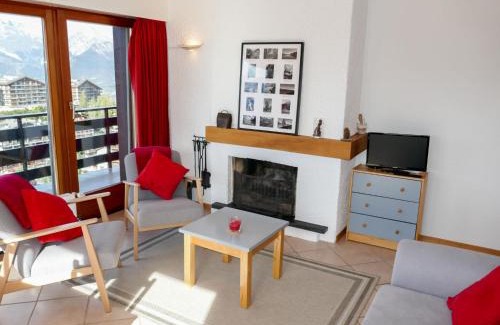 Saint-Pierre-de-Clages Apartment | Apartment Christiania 2 F7 by Interhome