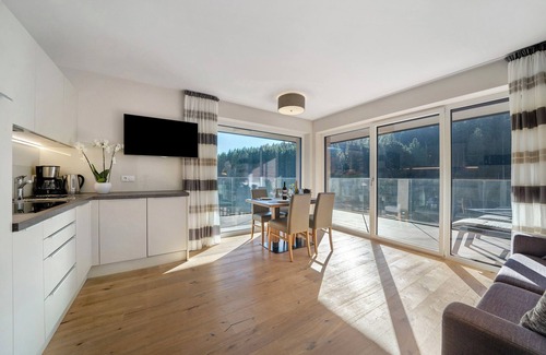Avelengo Apartment | Apartment 'Christine Panoramasuite' with Mountain View, Private Terrace and Wi-Fi
