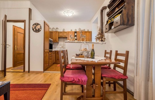Mortaso Apartment | Apartment 'Collini' with Mountain View and Wi-Fi