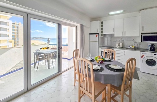 Praia da Rocha Apartment | Apartment Concorde Sky with Sea View