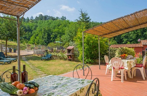 Serravalle Pistoiese Apartment | Apartment Crepuscolo by Interhome