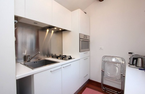 Cannaregio Apartment | Apartment Crystal (200m from Rialto´s Bridge)