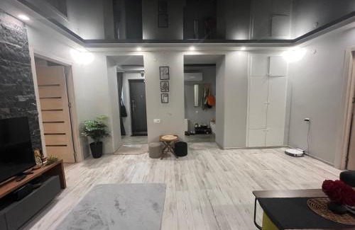 Sololaki Apartment | APARTMENT DADU-2